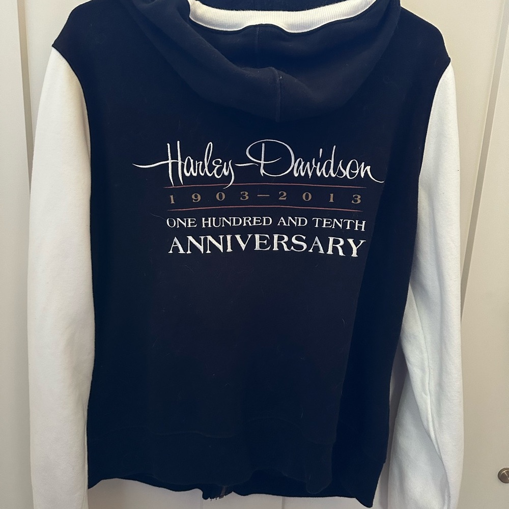 Harley-Davidson XL Women’s Full Zip 110 Anniversary Sweatshirt